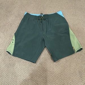 Men’s swim trunks